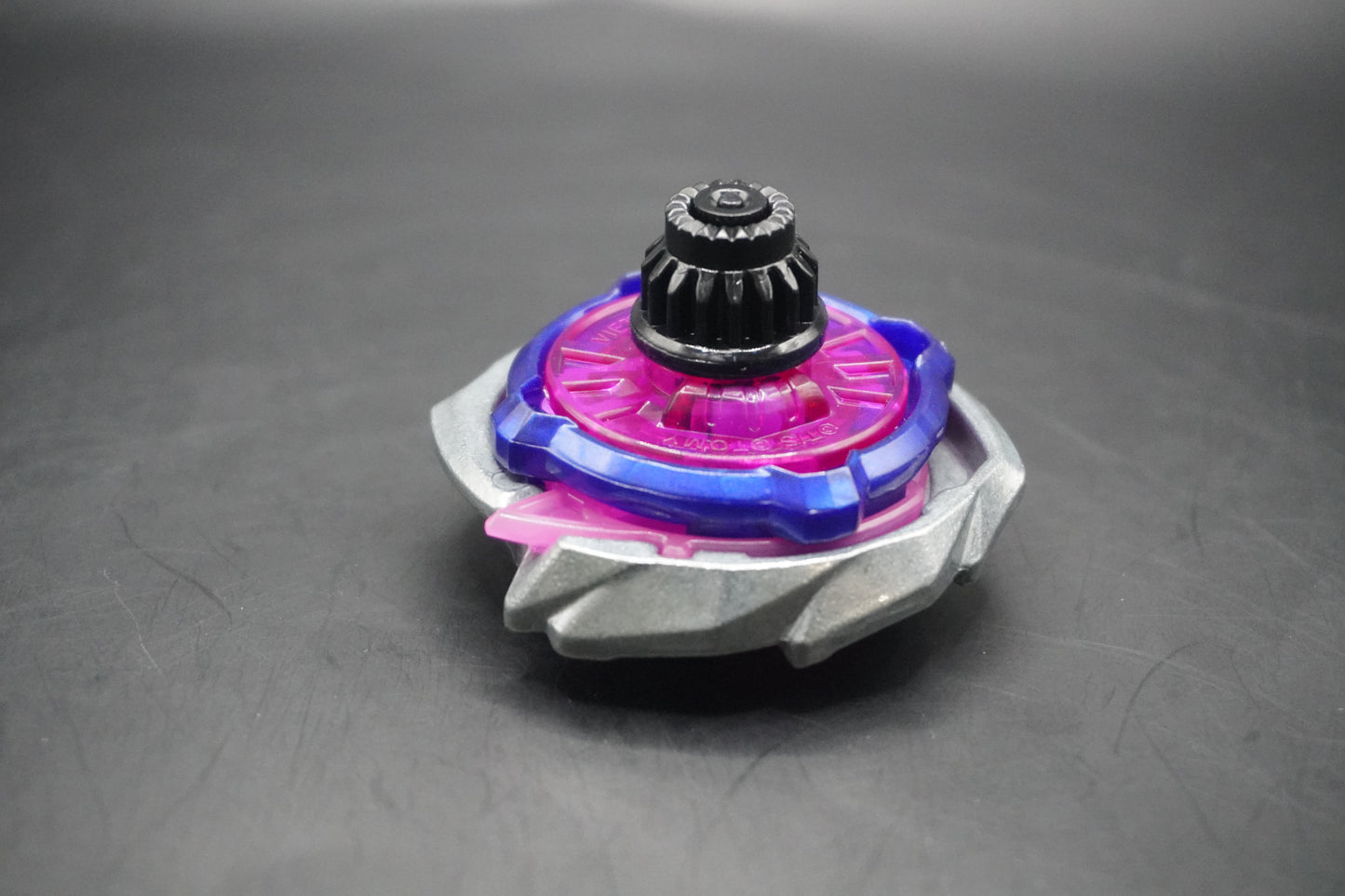 Anti Wizard Wizard Club Signature - Shark Scale 4-50L - Takara Tomy