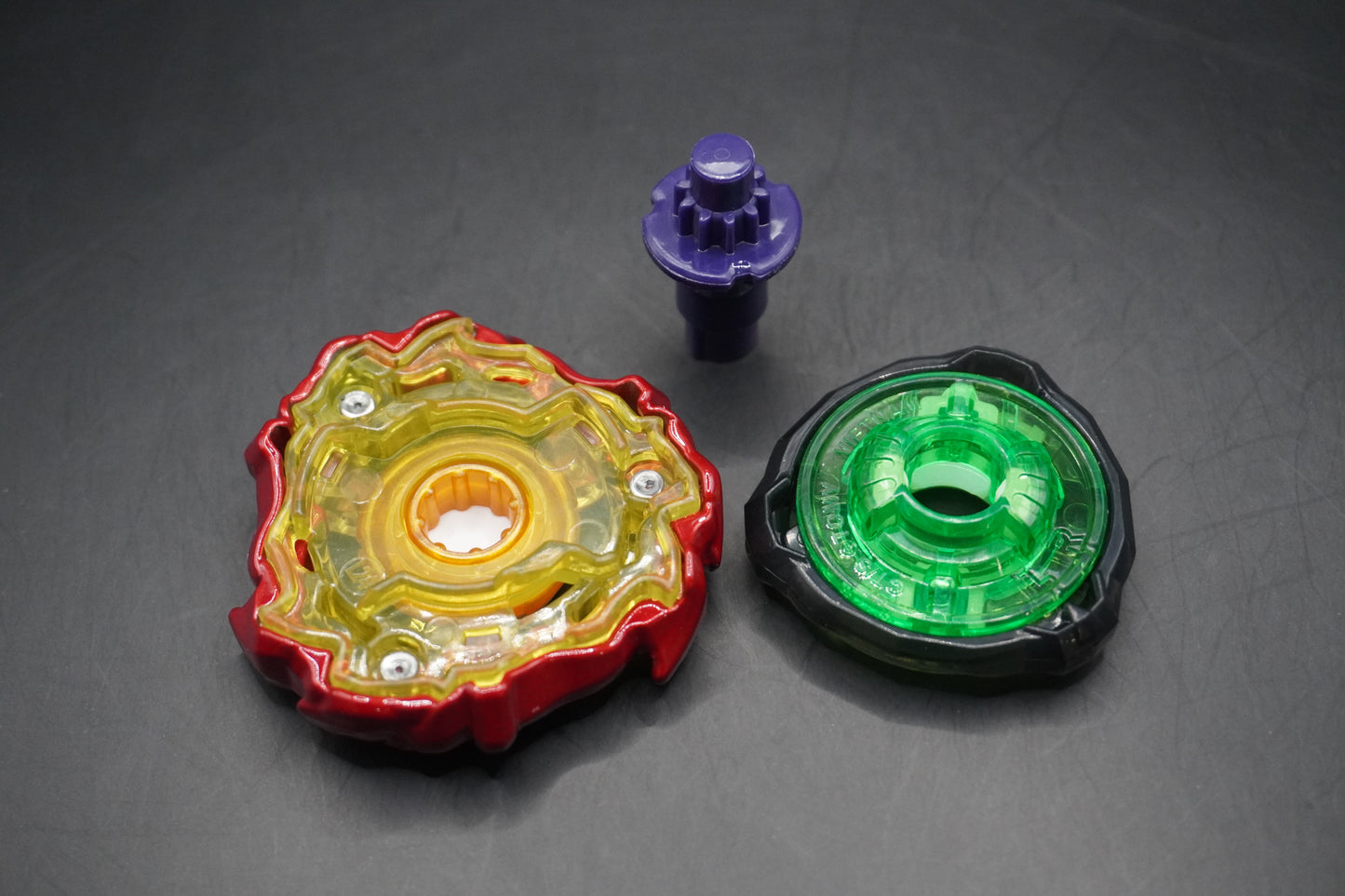 Beymac Signature - Phoenix Wing 3-60LR - Takara Tomy